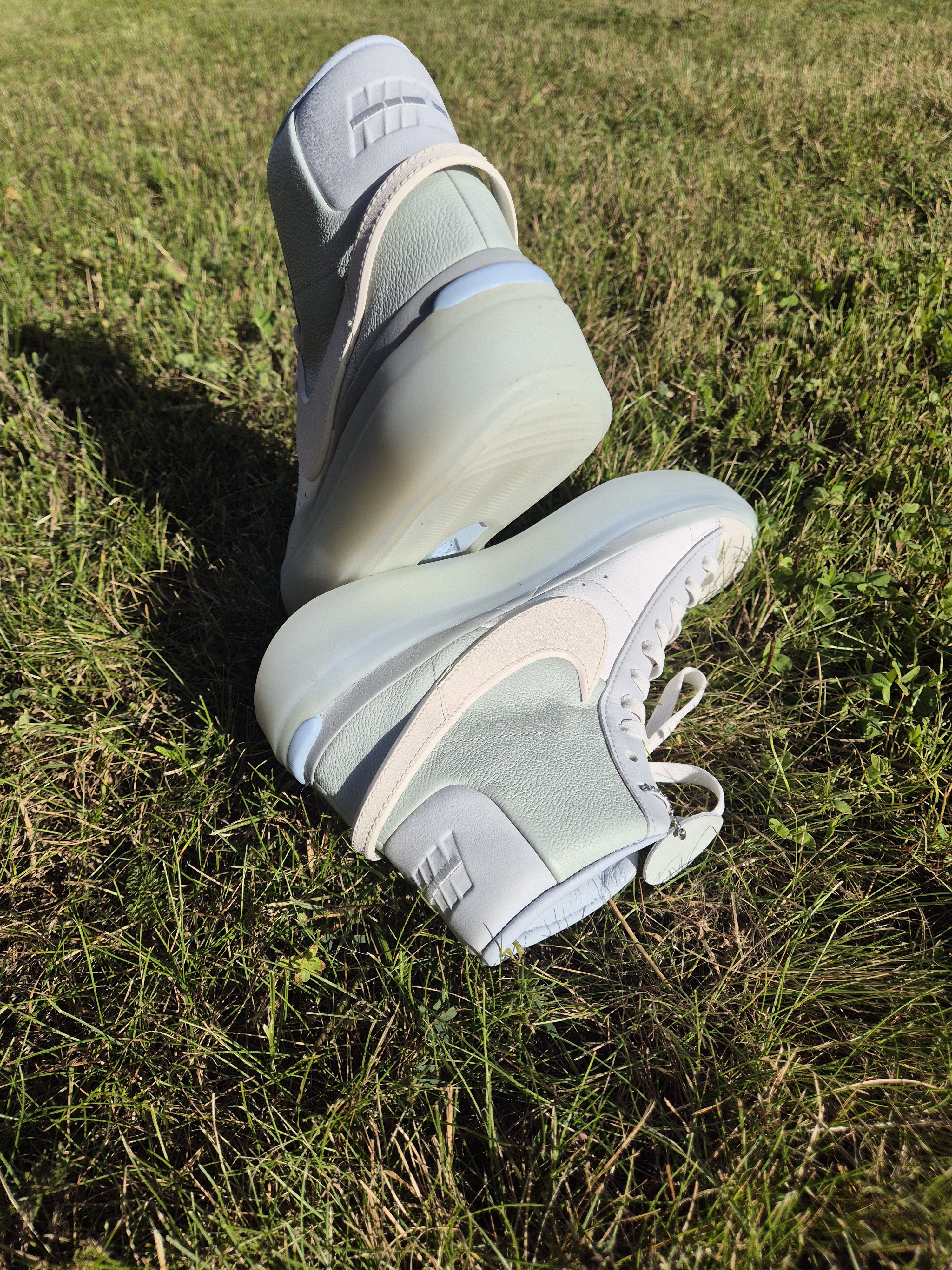 Nike Nike Blazer Phantom Mid Goddess Of Victory Sample Size US 9 / EU 42 - 7 Thumbnail