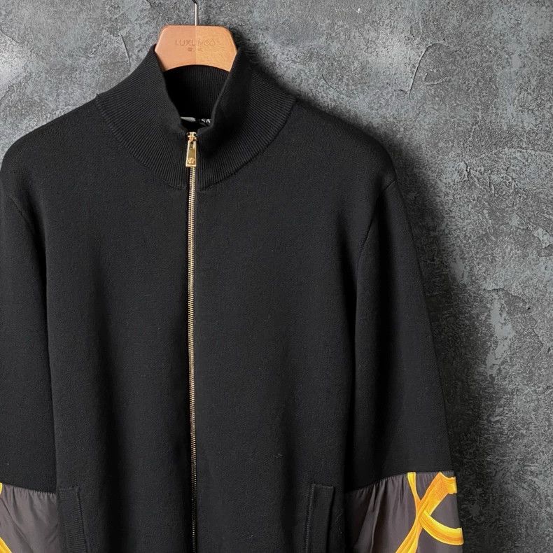 Versace Versace Printed panelled stand-up collar knit jacket Size US M / EU 48-50 / 2 - 3 Thumbnail