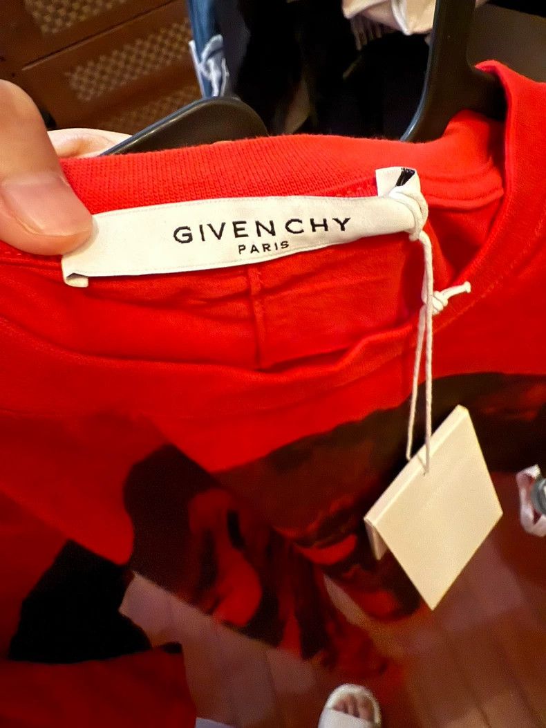 Givenchy Givenchy Red Limited Edition Dog Head Short Sleeve T-Shirt Size US XS / EU 42 / 0 - 3 Thumbnail