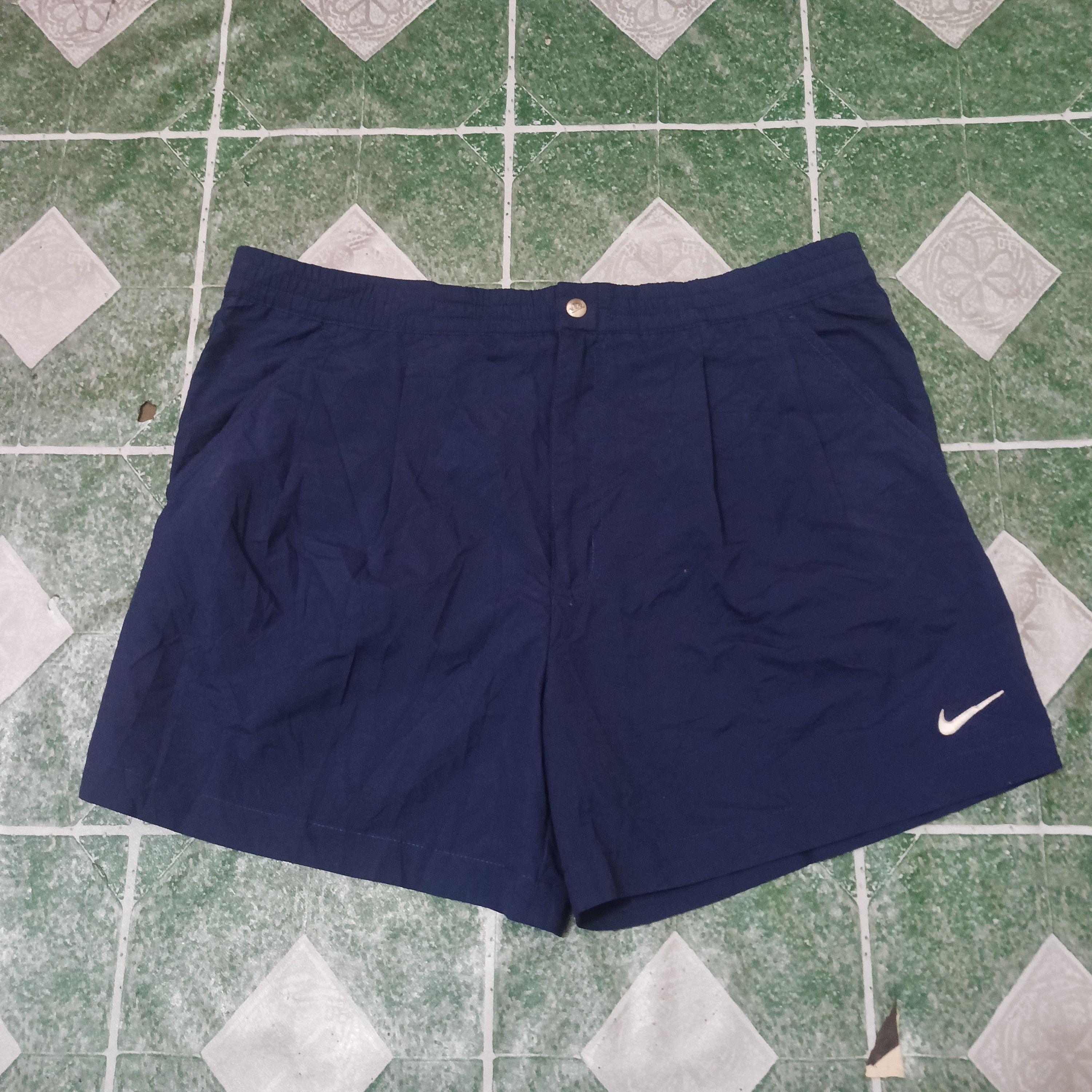 Nike × Vintage Vtg 90's nike short pants Size US 35 - 1 Thumbnail