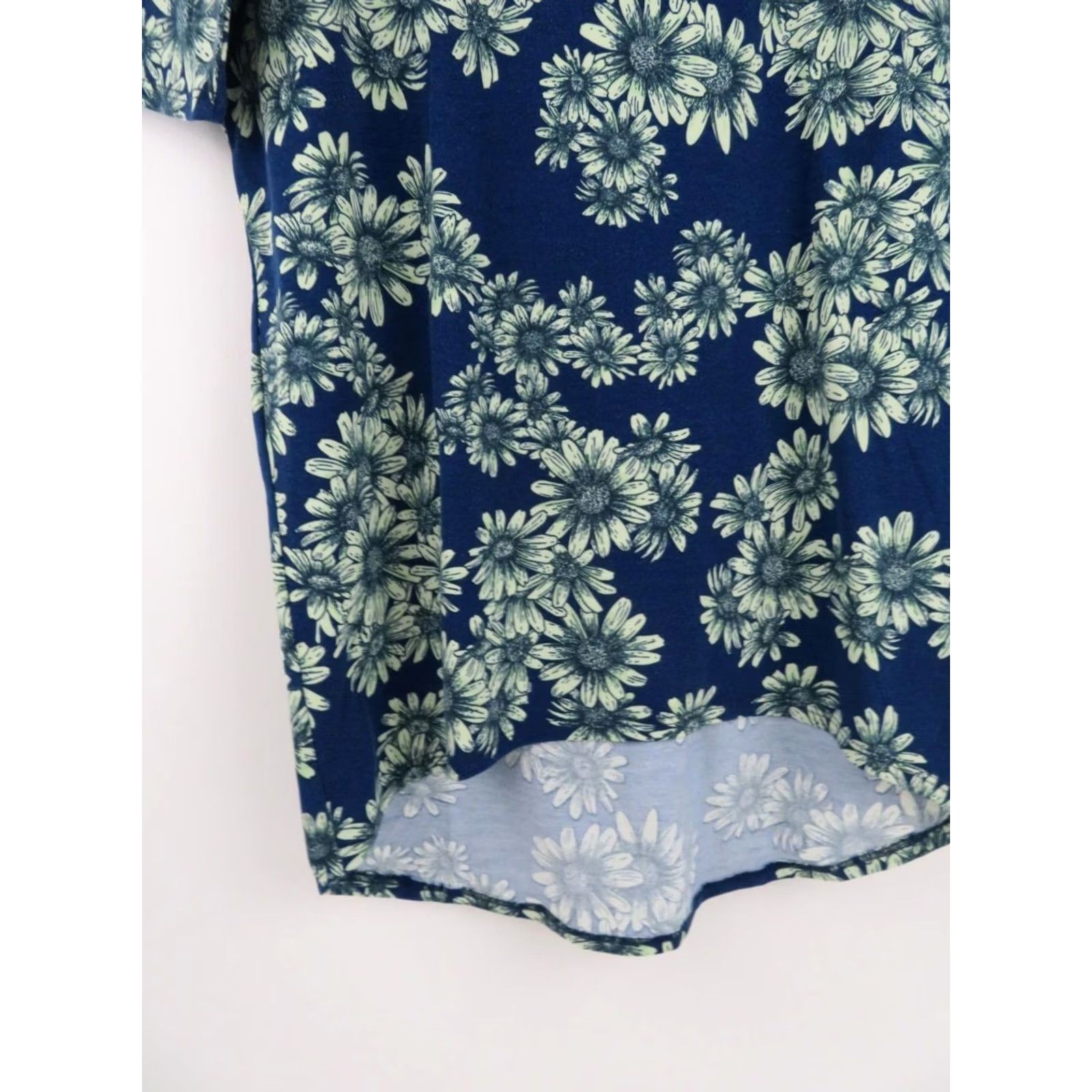 Vintage LULAROE Irma T Shirt Tunic Top 2XS Womens Floral Unicorn Blue Yellow Size XXS / US 00 / IT 34 - 3 Thumbnail
