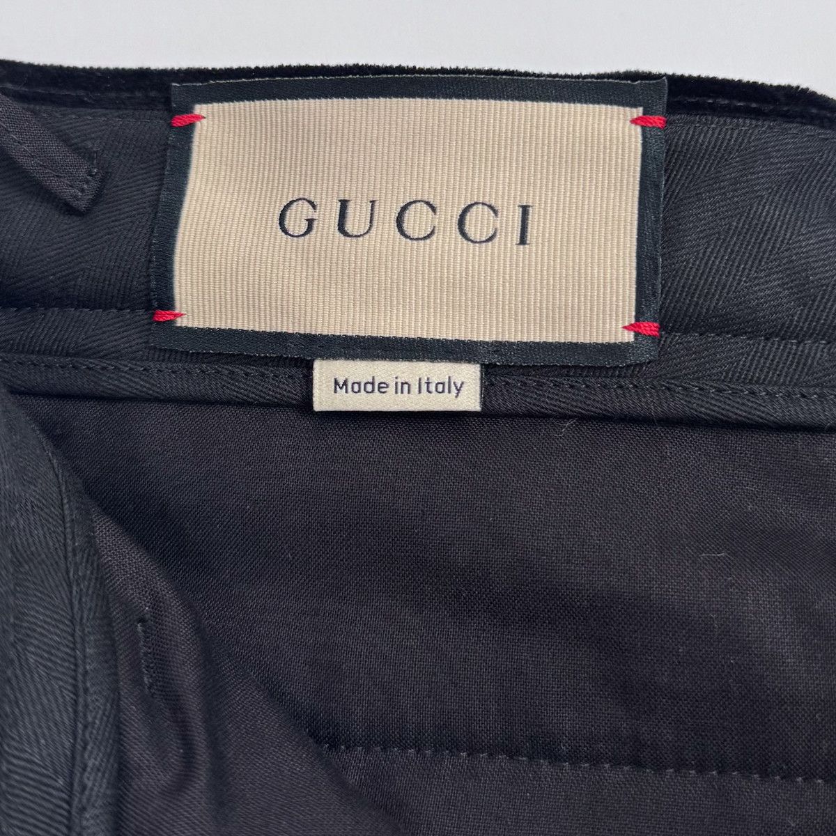Gucci GUCCI 21ss velvet 2tuck short pants Size US 30 / EU 46 - 5 Thumbnail