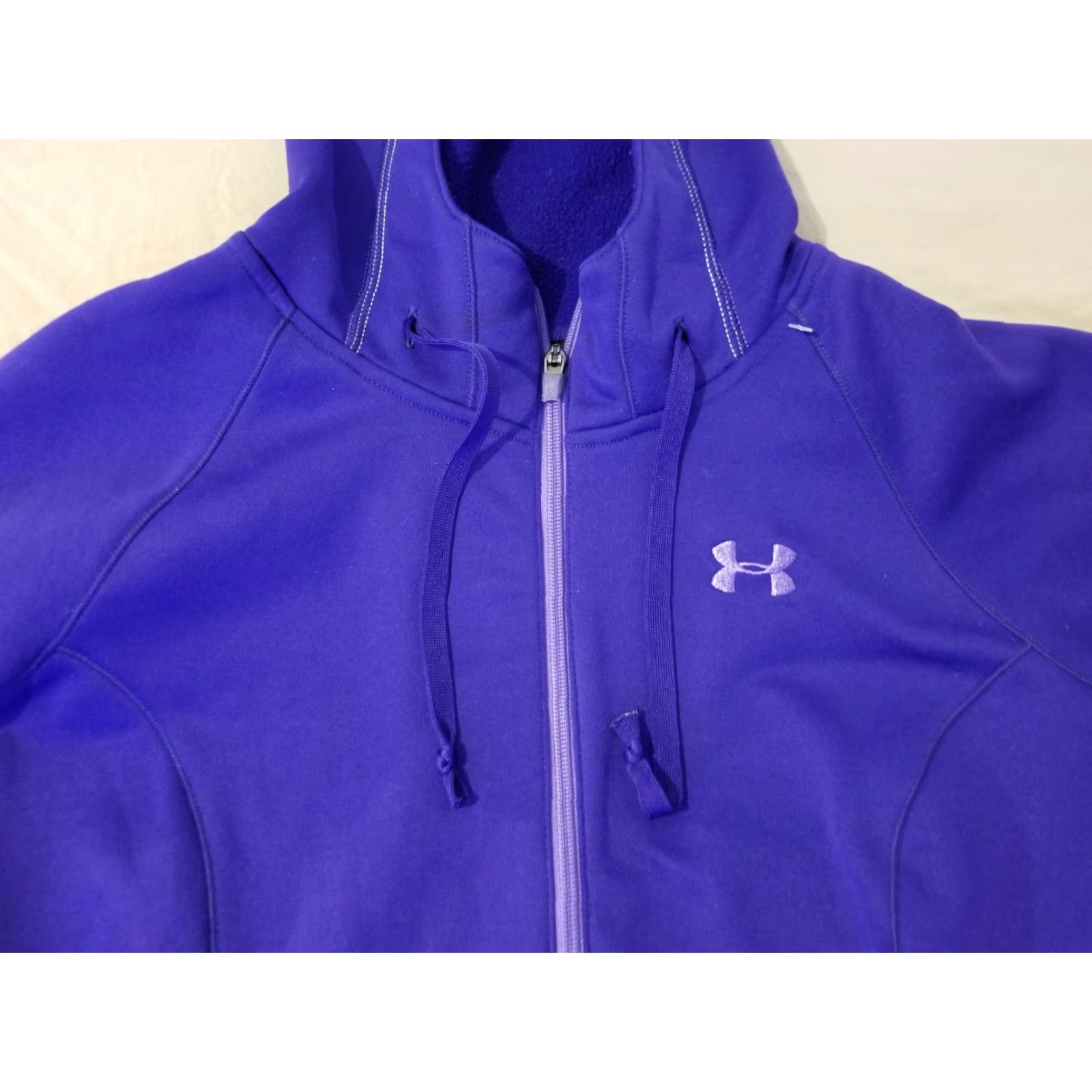 Under Armour Womens Under Armour Jacket S Small Purple Athletic Hooded Shirt? Size S / US 4 / IT 40 - 3 Thumbnail