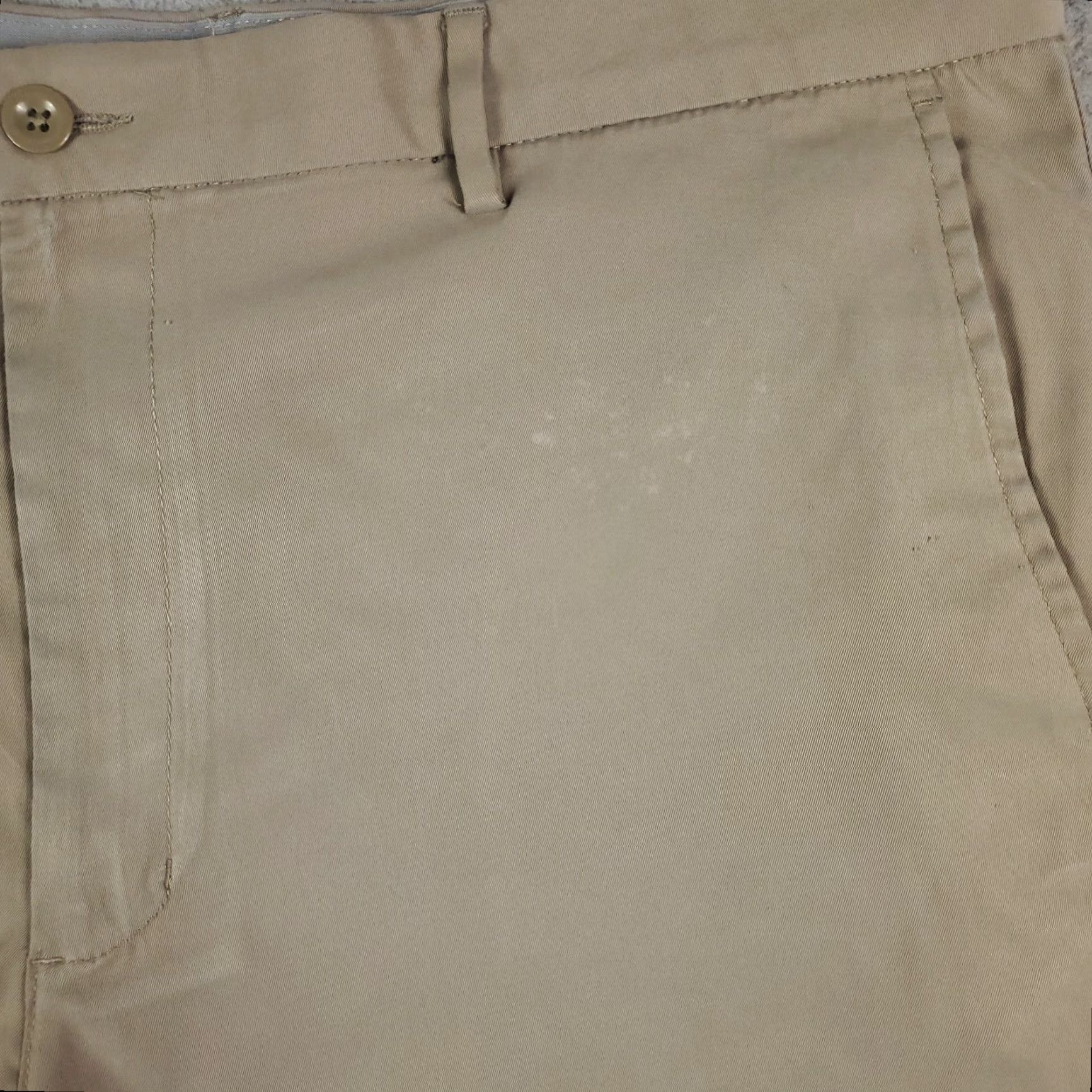 Vintage Greg Norman Mens Chino Shorts 40 Beige Flat Front Belt Loops Pockets Logo 40 in Waist Regular Size US 40 / EU 56 - 7 Thumbnail