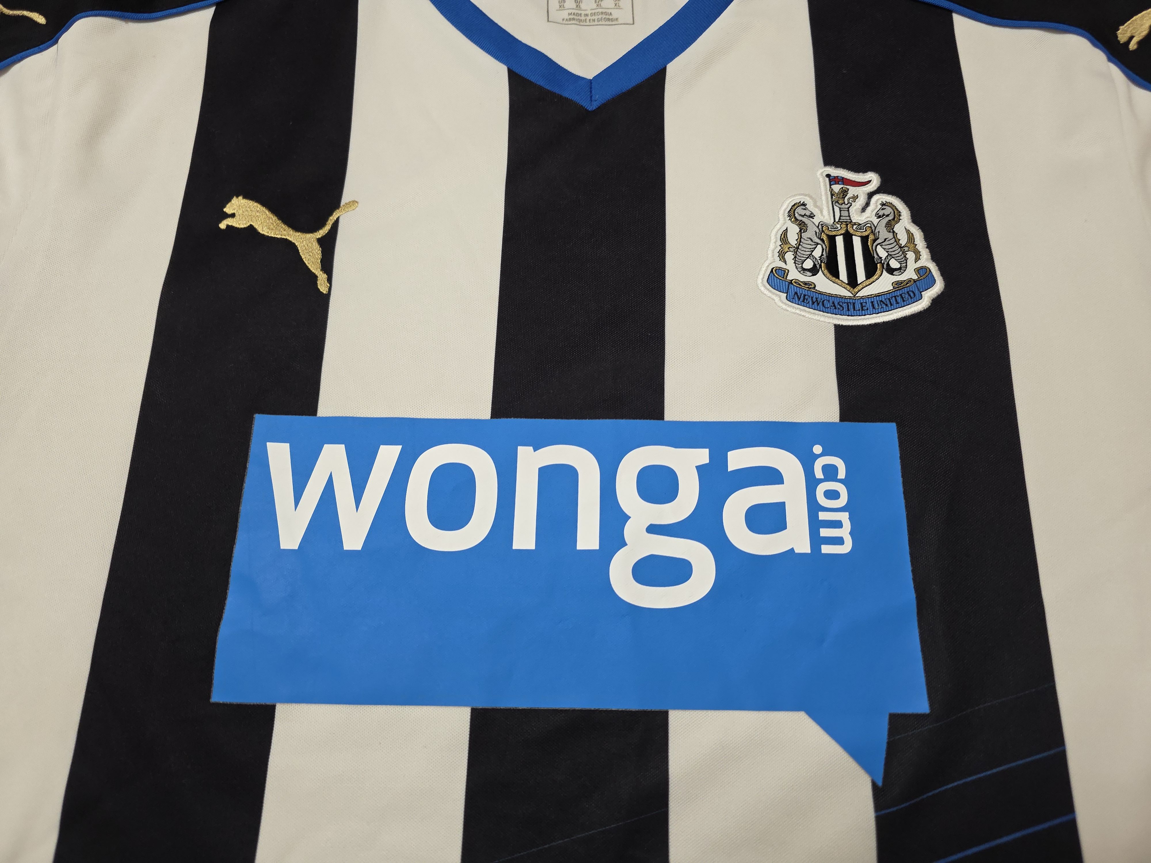 Puma NEWCASTLE UNITED 2015 2016 HOME FOOTBALL SHIRT SOCCER JERSEY Size US XL / EU 56 / 4 - 3 Thumbnail