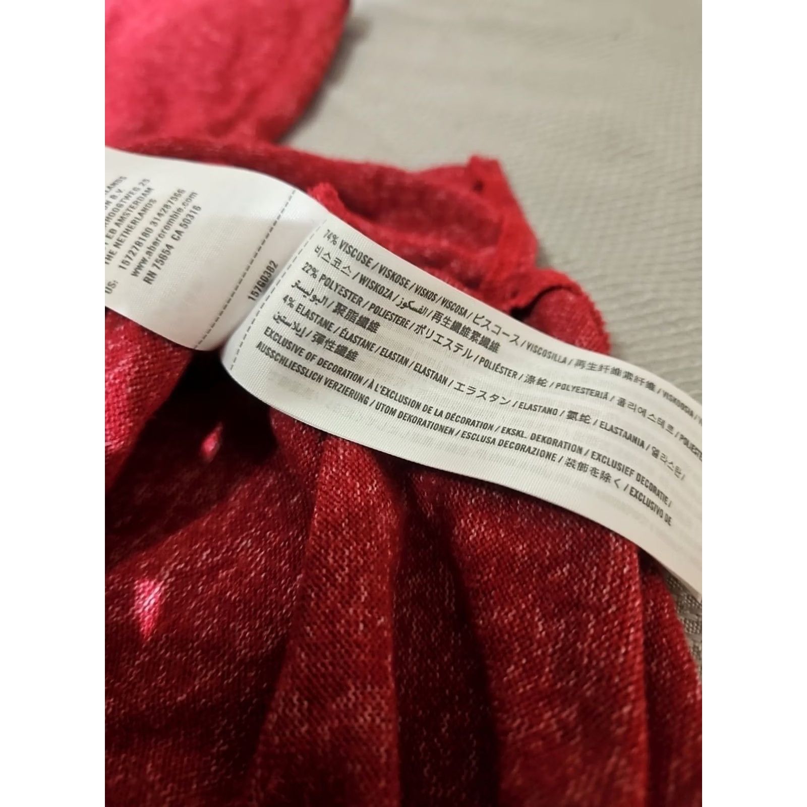 Abercrombie & Fitch Abercrombie & Fitch Shirt Womens XL Red Spellout Moose Logo Lightweight Stretch Size XL / US 12-14 / IT 48-50 - 7 Thumbnail