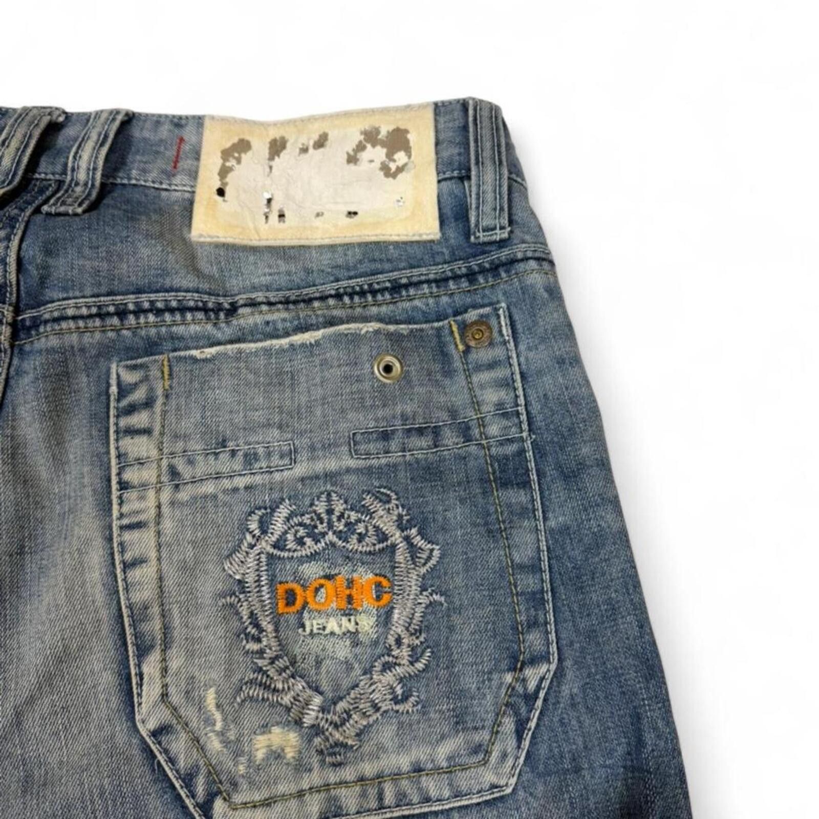 True Religion DOHC blue denim jeans with a unique design Size US 31 - 4 Thumbnail