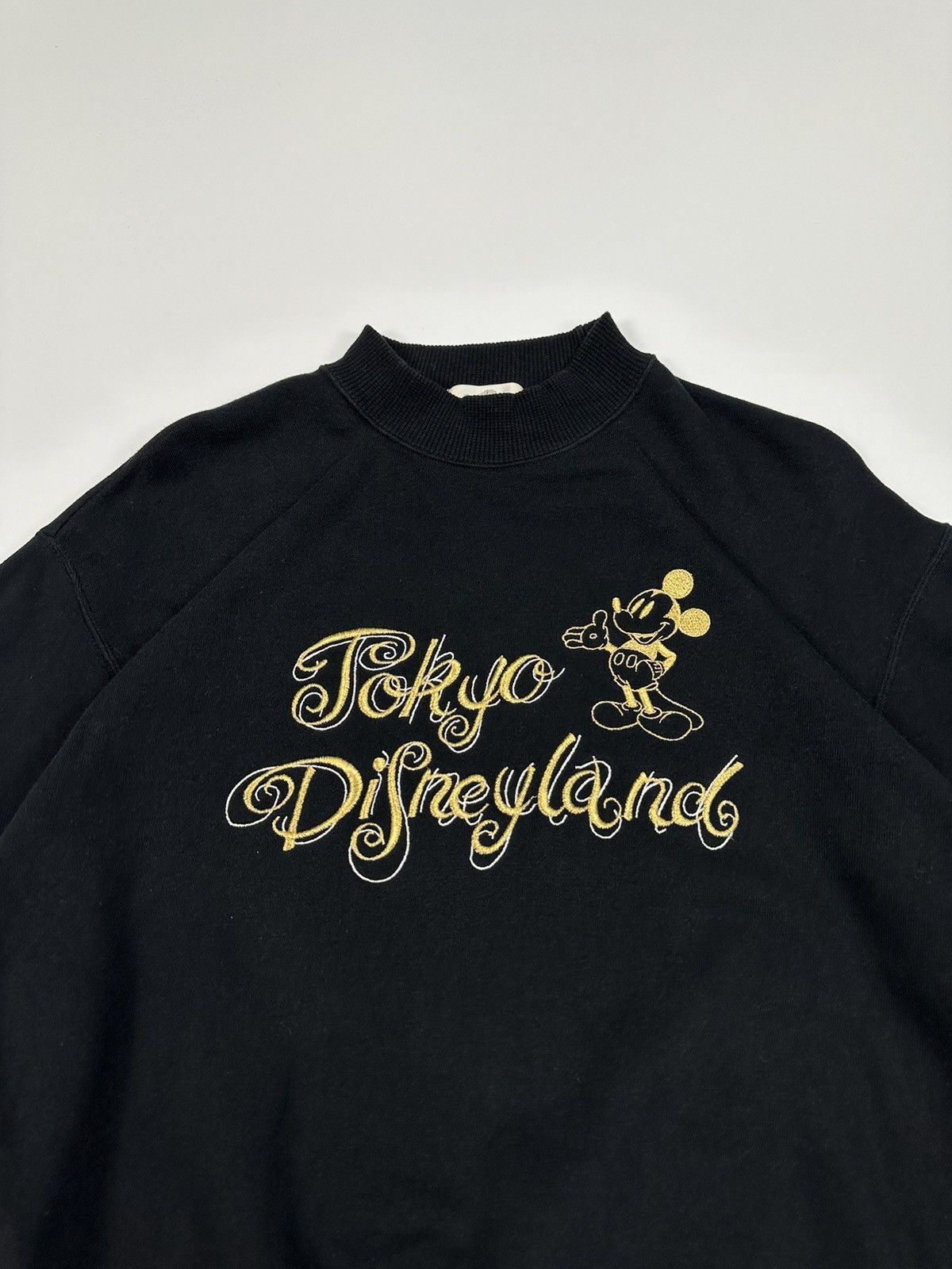 Disney × Mickey Mouse Vintage Mickey Tokyo Disneyland Crewneck Sweatshirt A619 Size US L / EU 52-54 / 3 - 2 Thumbnail