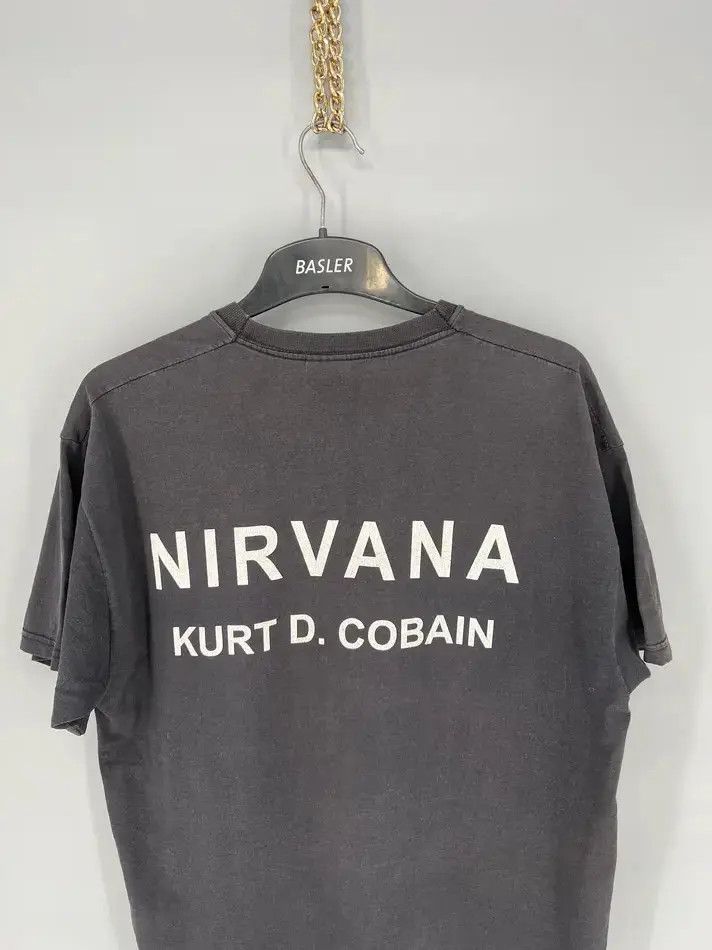 Vintage Vintage 90s NIRVANA KURT COBAIN Tee Shirt Travis Style Size US M / EU 48-50 / 2 - 11 Thumbnail
