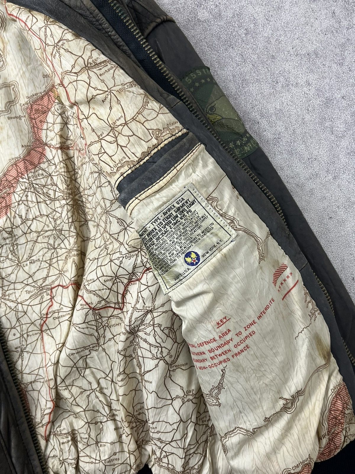 Avirex AVIREX type A-2 topgun 80’s distressed leather flight jacket Size US L / EU 52-54 / 3 - 10 Thumbnail