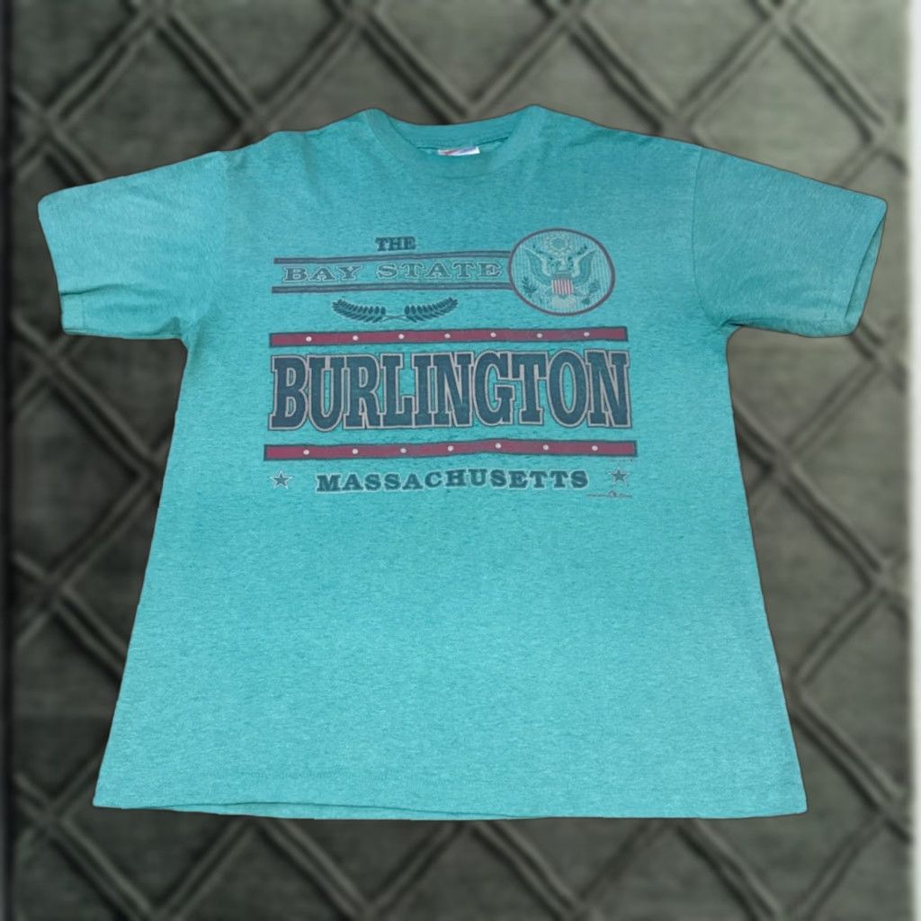 Hanes VINTAGE Bay State Teal Blue Paper Thin T-Shirt Burlington Massachusetts Hanes L Men Blues Bay State 1983 80s Size US L / EU 52-54 / 3 - 1 Thumbnail