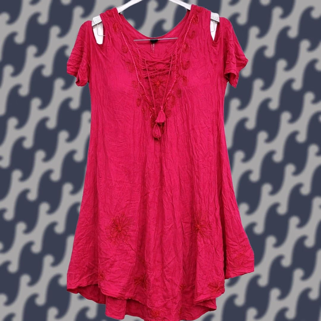 Rivieras Riviera Sun Pink Embroidered Boho Tunic Dress Women’s Plus 3X Pullover Scoop Neck Knee Length Rayon Floral Embroidered Bohemian Style Womens Size XXL / US 16-18 / IT 52-54 - 1 Thumbnail