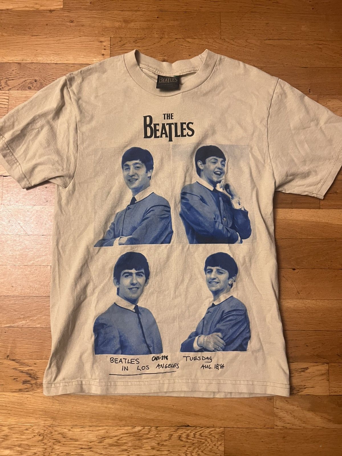 Online Ceramics Online Ceramics x The Beatles Tshirt Small Size US S / EU 44-46 / 1 - 1 Thumbnail