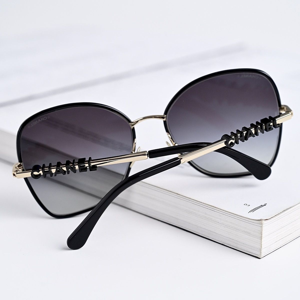 Chanel CHANEL 0CH4283 SUNGLASSES Size ONE SIZE - 9 Thumbnail
