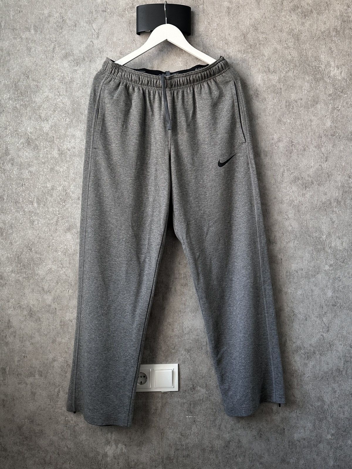 dri fit sweatpants nike