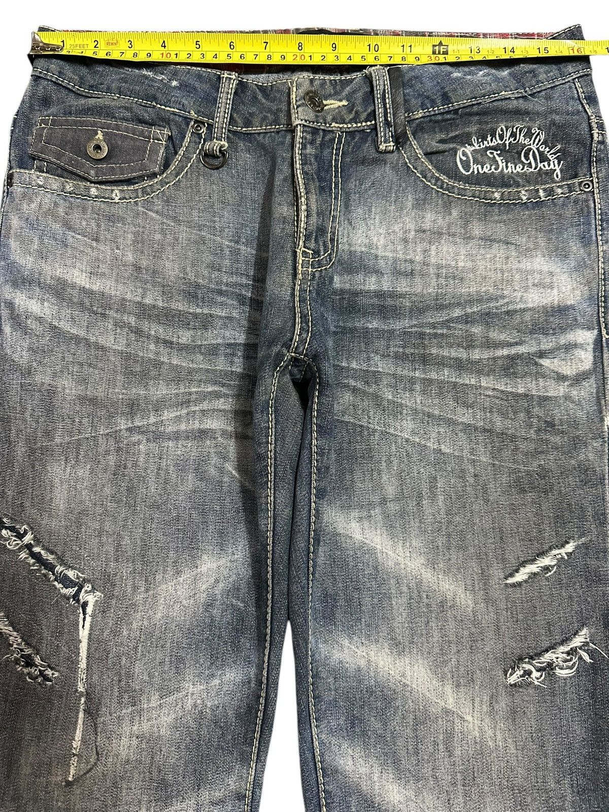In The Attic Vintage Japan In The Attic Blue Wash Distressed Jeans Size US 32 / EU 48 - 12 Thumbnail