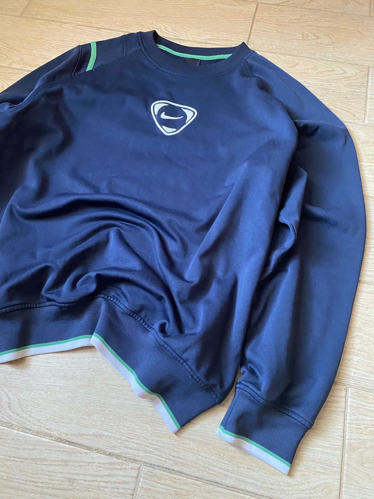 Nike Vintage Nike Distressed hoodie Size US M / EU 48-50 / 2 - 3 Thumbnail