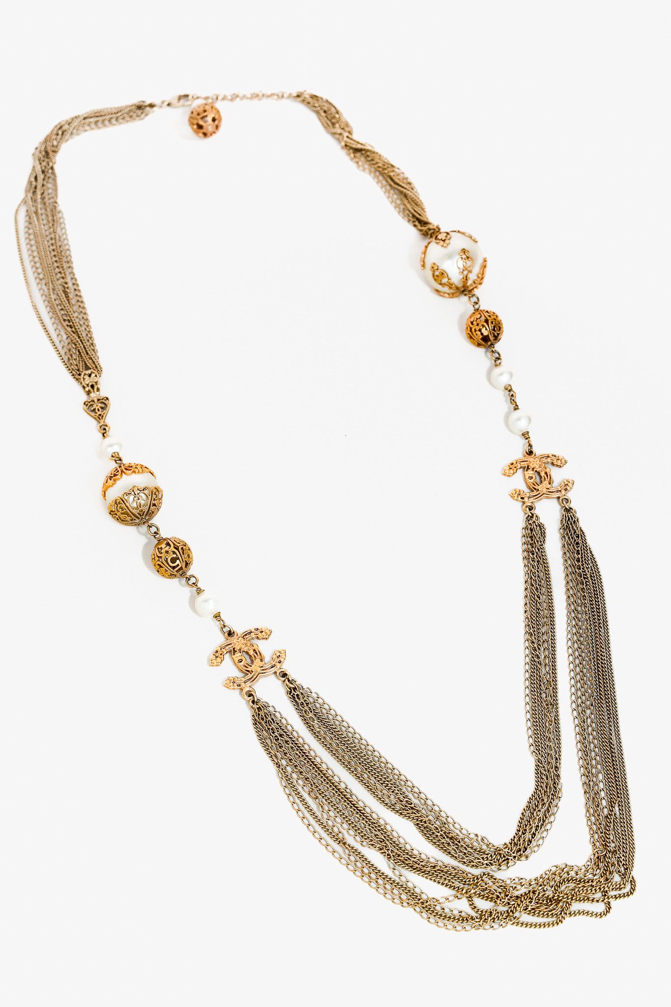 Chanel Chanel Pearls Camellias & Clovers Good Luck Necklace Size ONE SIZE - 1 Thumbnail