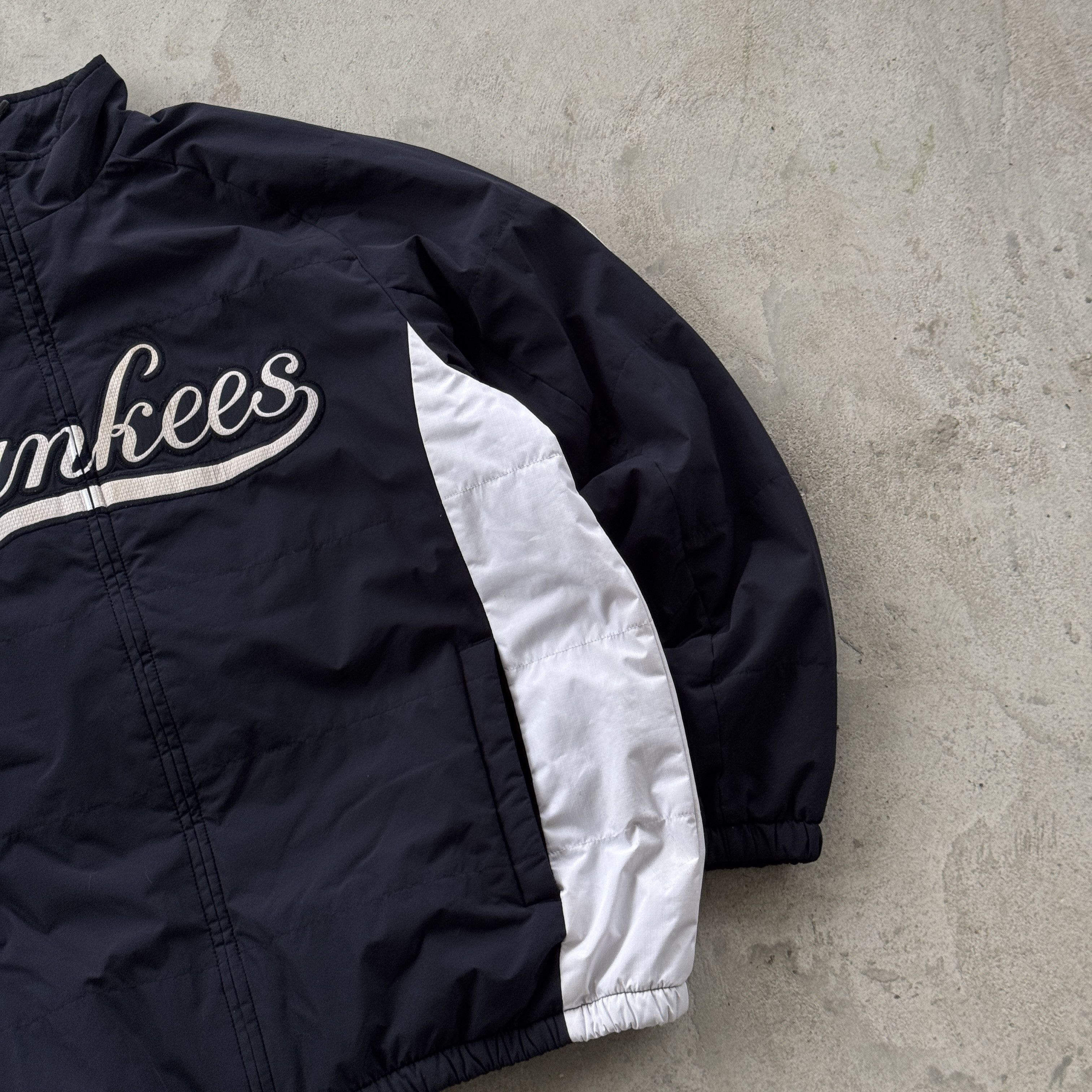 New York Yankees Vintage 90s New York Yankees Heavy Jacket Size US XL / EU 56 / 4 - 2 Thumbnail