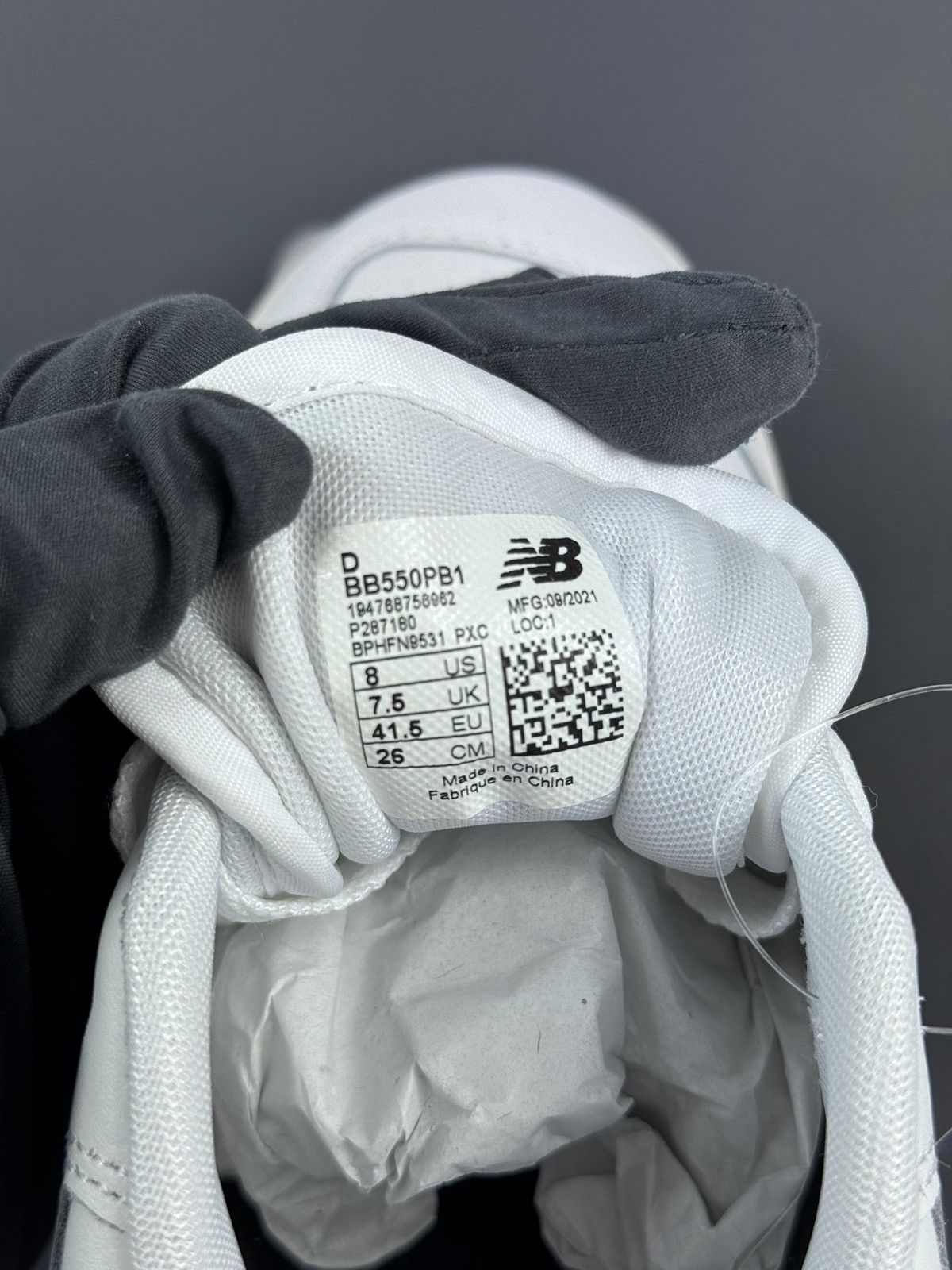 New Balance NEW BALANCE 550 SNEAKERS Size US 8 / EU 41 - 10 Thumbnail