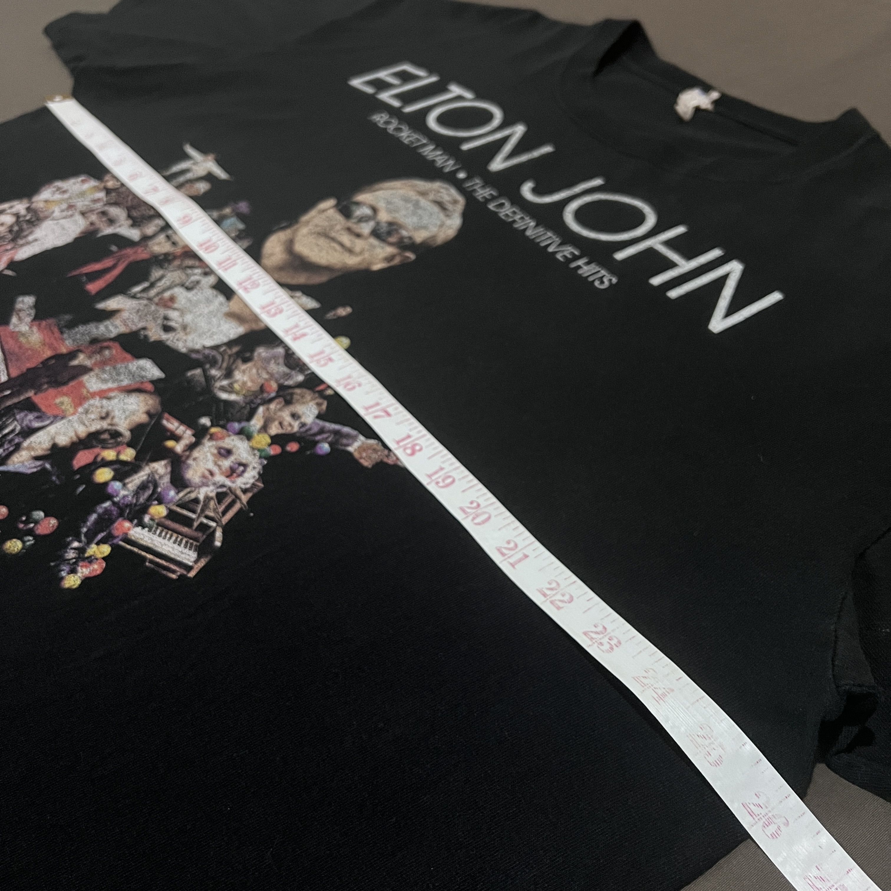 Rap Tees × Seditionaries × Vintage Vintage Y2K Elton John Rocket Man Tour Promo Tee 2XL Faded Size US XXL / EU 58 / 5 - 11 Thumbnail