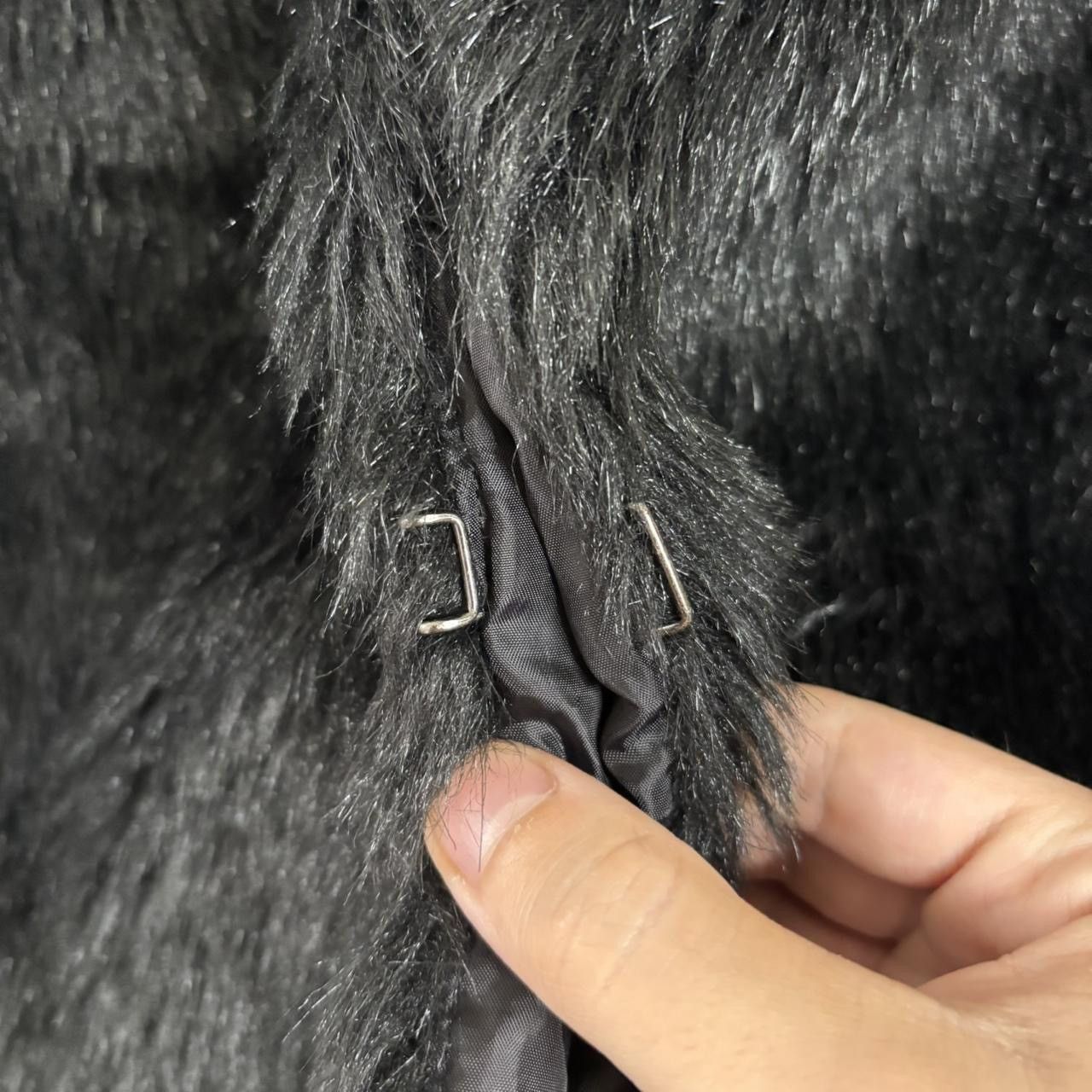 Other Vintage Avant-Garde Opium Black Faux Fur Vest Size US S / EU 44-46 / 1 - 4 Thumbnail