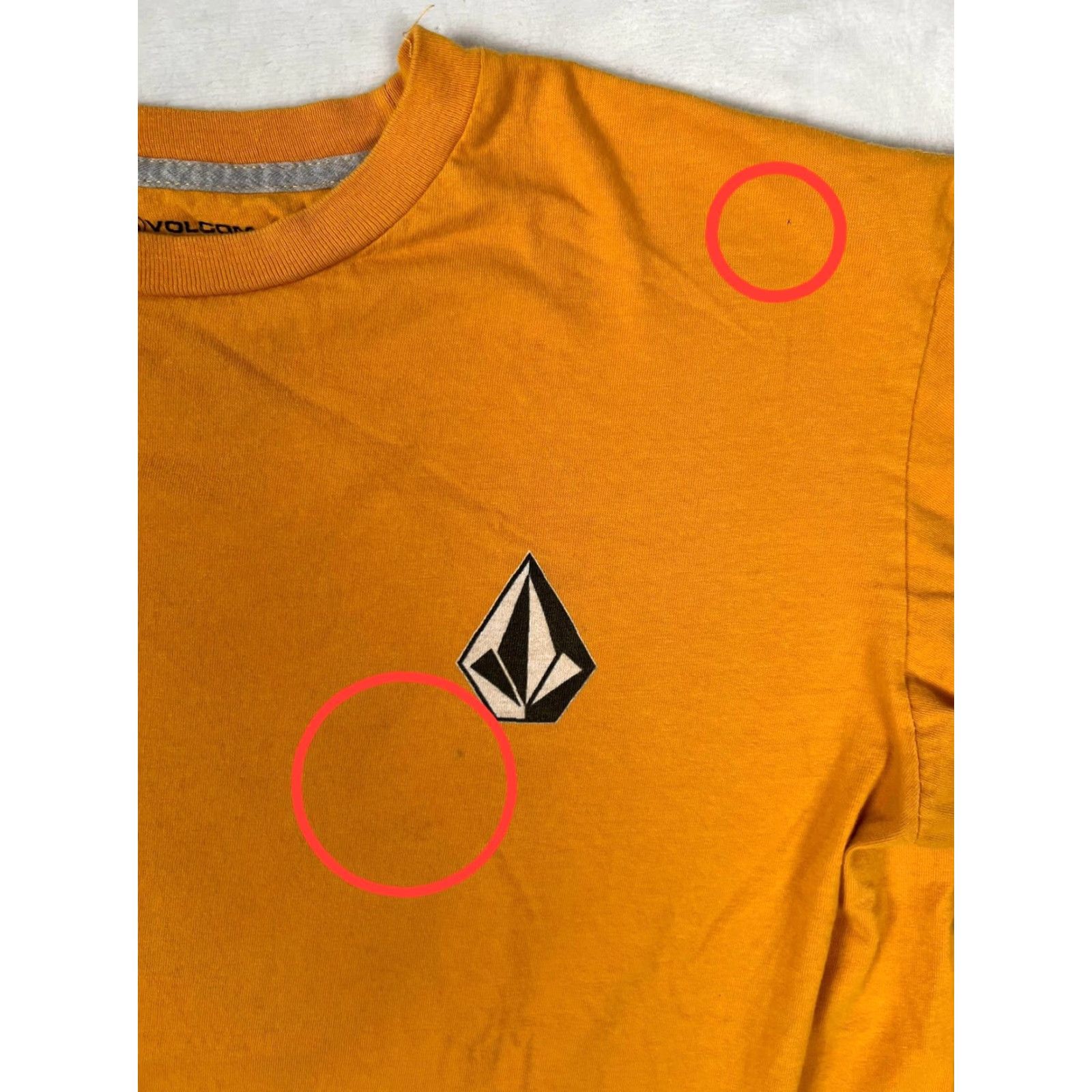 Volcom VINTAGE Volcom Long Sleeve T-Shirt L Yellow Stone Logo Skate Streetwear Y2K Size US L / EU 52-54 / 3 - 2 Thumbnail