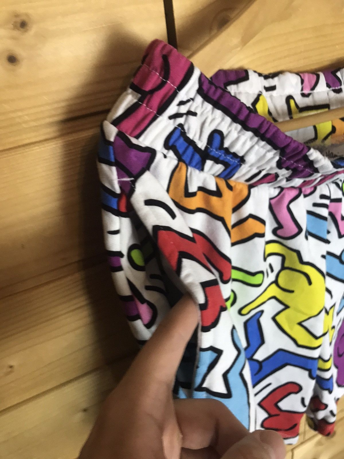 Keith Haring Keith Haring over print shorts Size 34" / US 12 / IT 48 - 4 Thumbnail