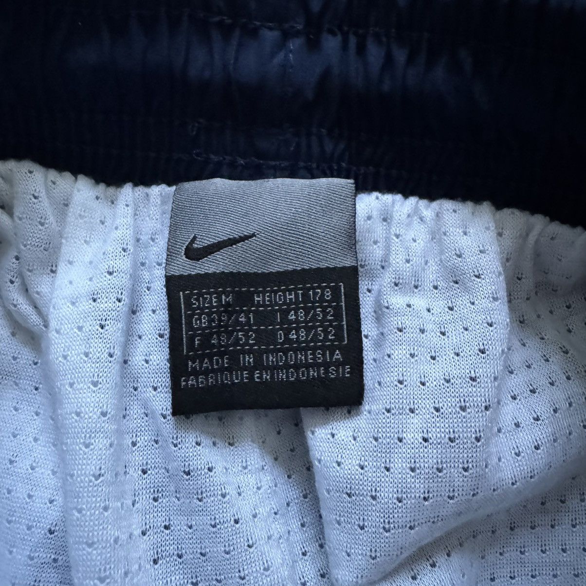 Nike Vintage nike track pants y2k gorpcore sweatpants parachute Size US 32 / EU 48 - 6 Thumbnail