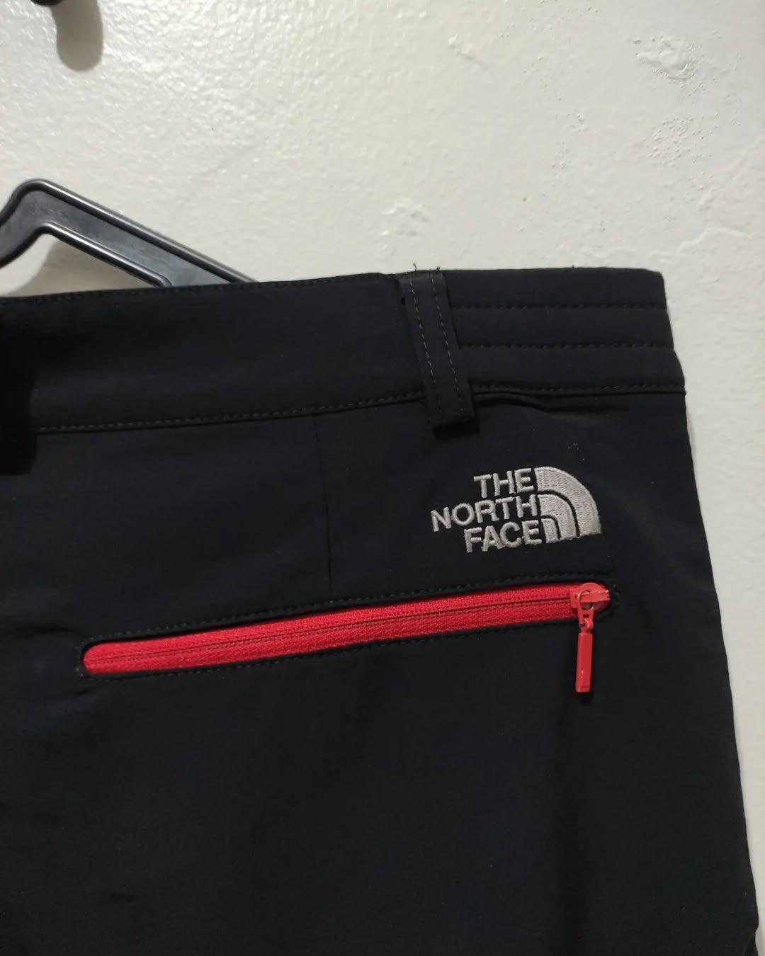 The North Face Vintage The North Face Summit Series Track Pants Size US 32 / EU 48 - 5 Thumbnail