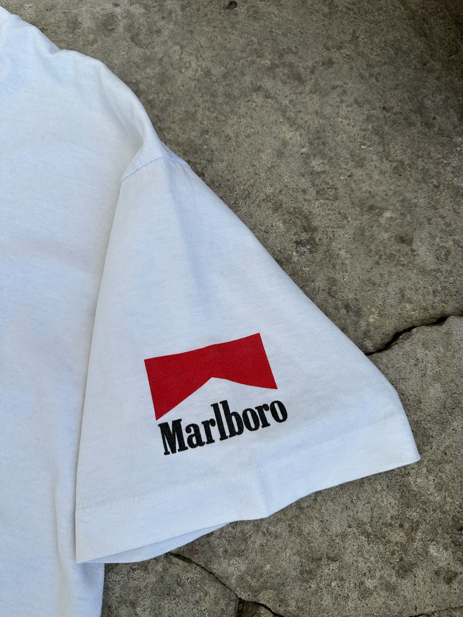 Marlboro Vintage Marlboro Cowboy T-shirt Size US XL / EU 56 / 4 - 8 Thumbnail