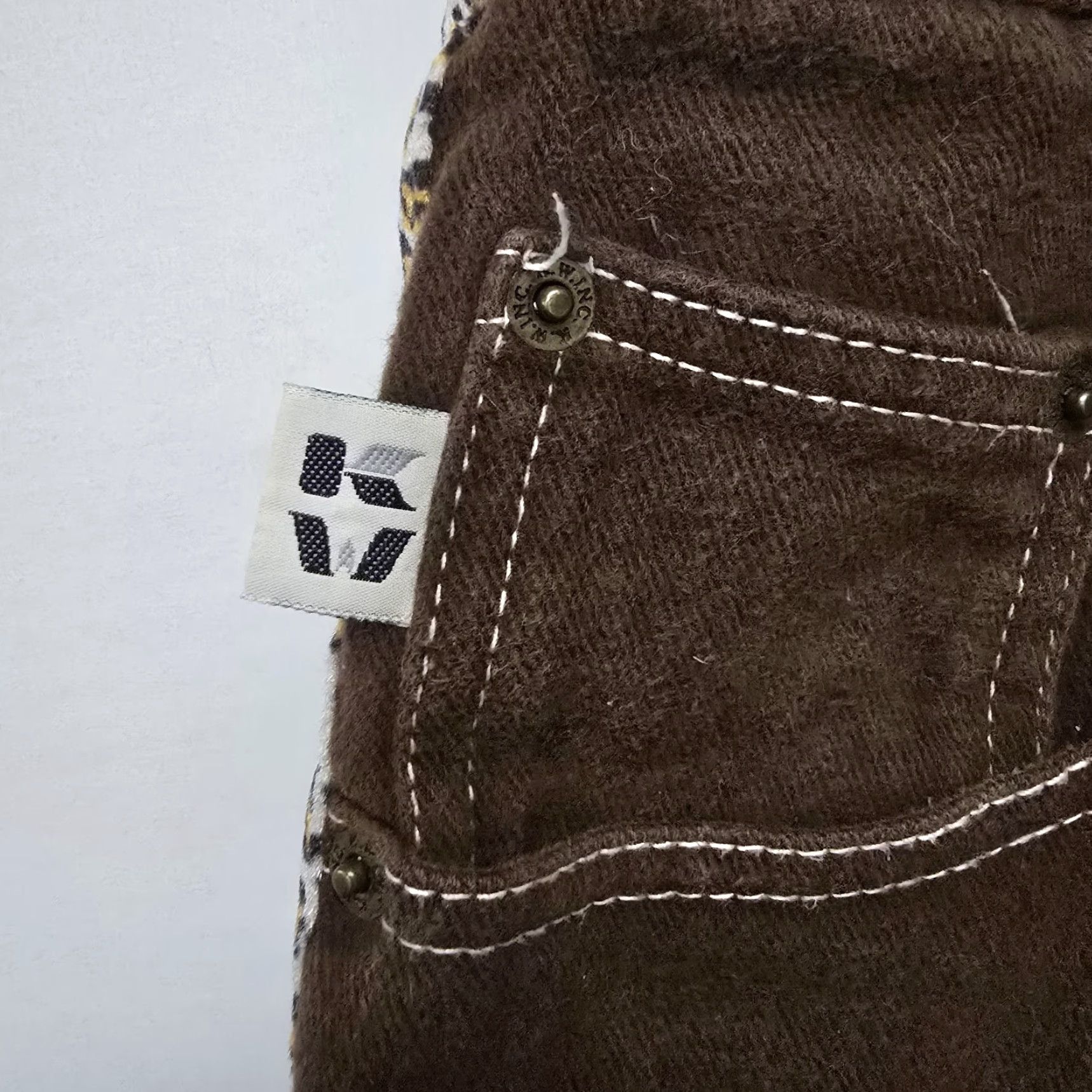 Vintage VINTAGE Kikwear Leopard Shorts Men Cargo Pattern Leopard 34 Brown Cotton Baggy 14in Hip Hop Retro Skater 1991- Y2K USA Size US 34 / EU 50 - 5 Thumbnail