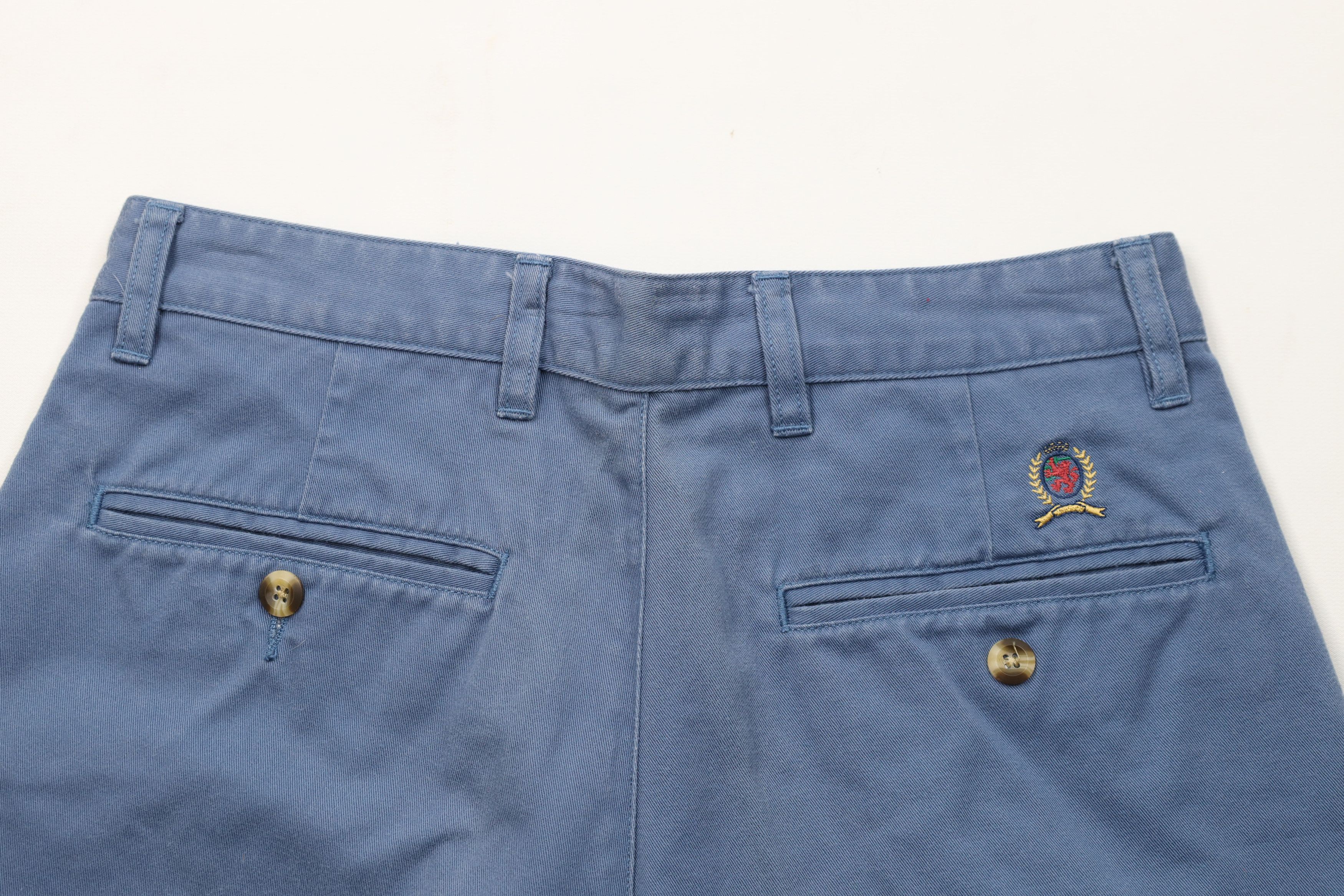 Tommy Hilfiger Vintage 90s Tommy Hilfiger Above Knee Golf Chino Shorts Blue Size US 30 / EU 46 - 9 Thumbnail