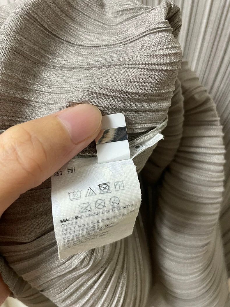 Issey Miyake Issey Miyake size:3 Grey pleated long-sleeved shirt Size M / US 6-8 / IT 42-44 - 7 Thumbnail