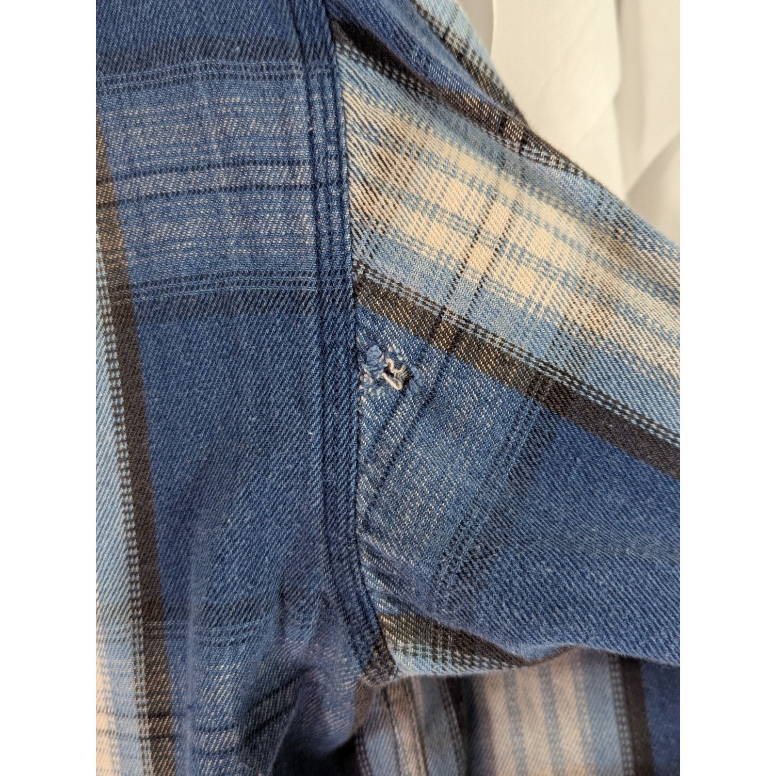 Lee Vintage Lee Blue Plaid Flannel Shirt L Triple Stitched Size US L / EU 52-54 / 3 - 9 Thumbnail