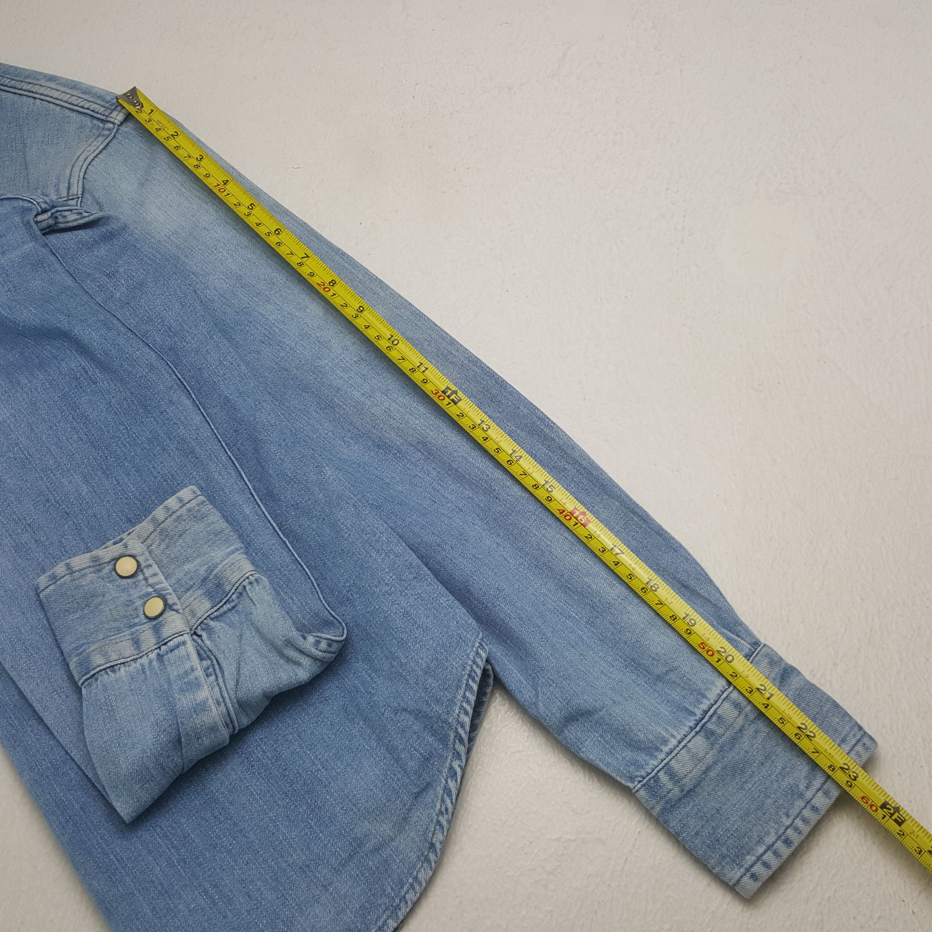 Blue Blue Japan Vintage Blue Blue Japan Denim Shirt Button Up RR7 Size US S / EU 44-46 / 1 - 6 Thumbnail