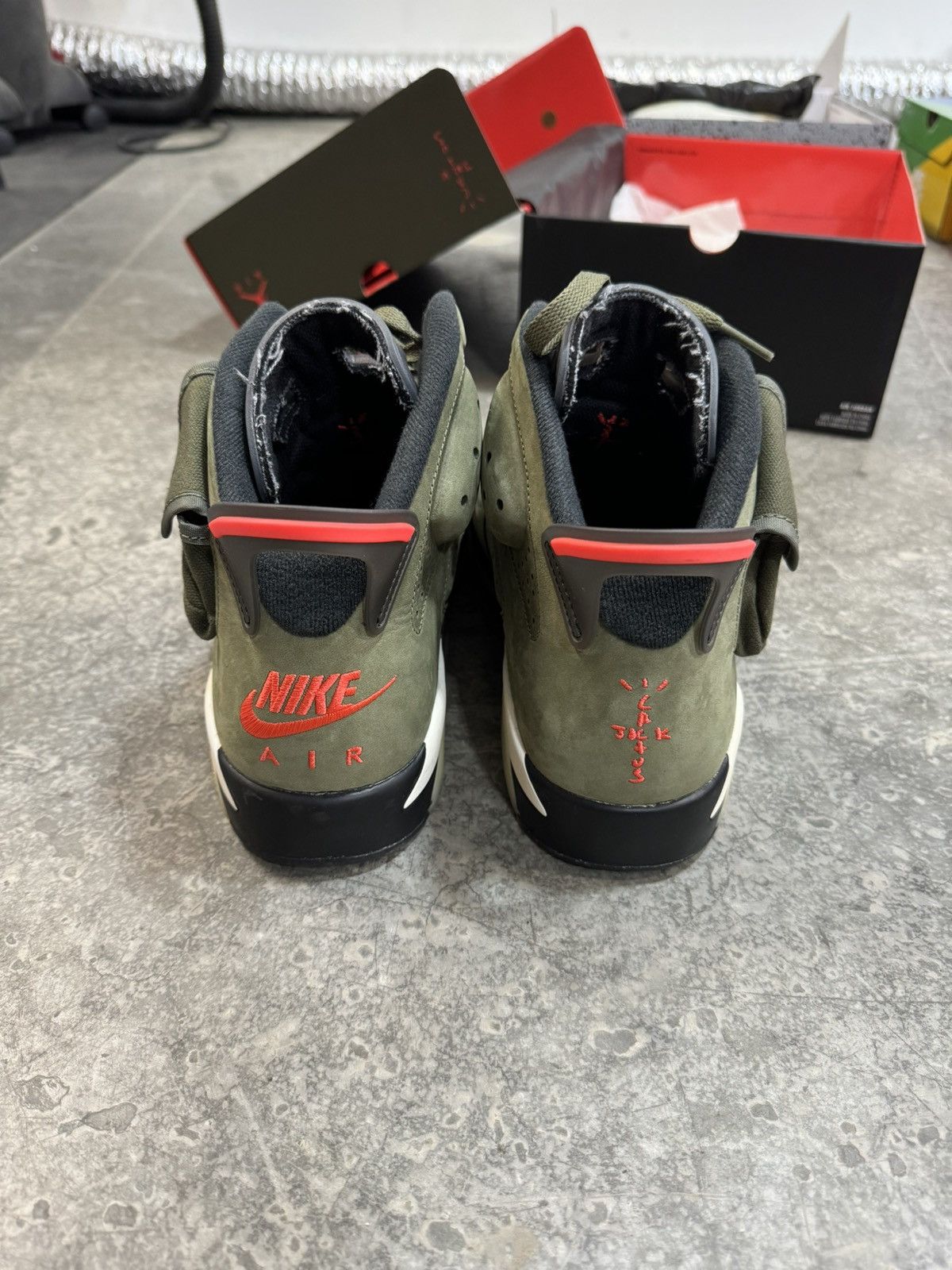 Jordan Brand Travis Scott Jordan 6 Size US 10.5 / EU 43-44 - 4 Thumbnail