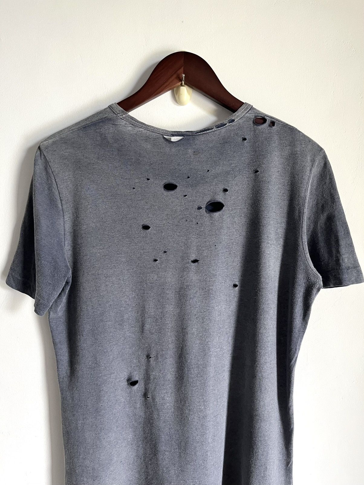 Comme des Garcons Thrashed Sun Faded Comme Des Garcons Tee ERD Grunge Size US M / EU 48-50 / 2 - 5 Thumbnail