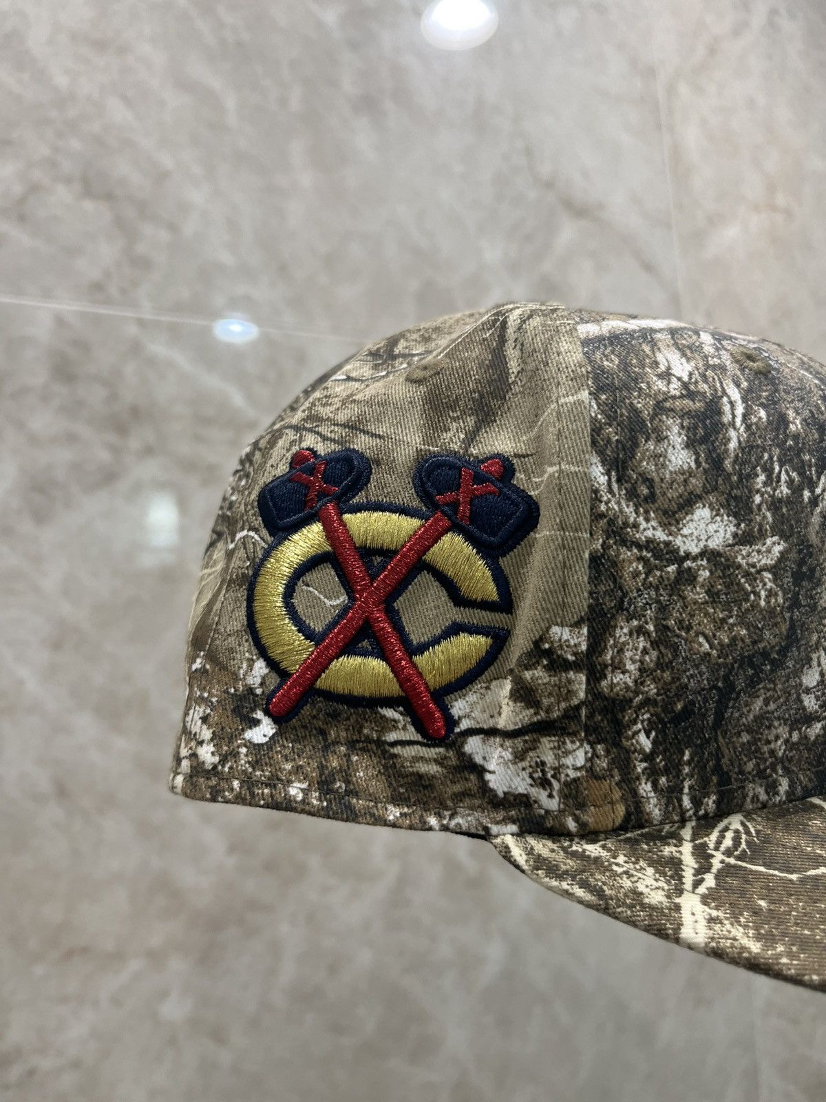 Hat Club 7 3/8 Sofreshclothing Realtree Chicago Blackhawks Size ONE SIZE - 2 Thumbnail