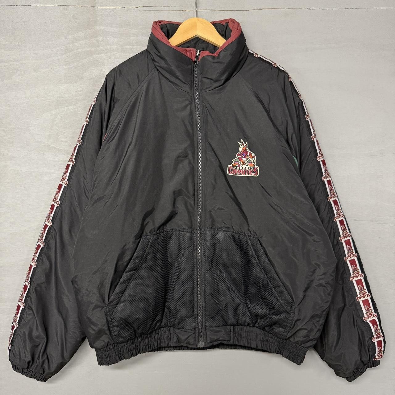 Pro Player × Starter Vintage Phoenix Coyotes Black Zip Up Puffer Jacket XXL Size US XXL / EU 58 / 5 - 3 Thumbnail