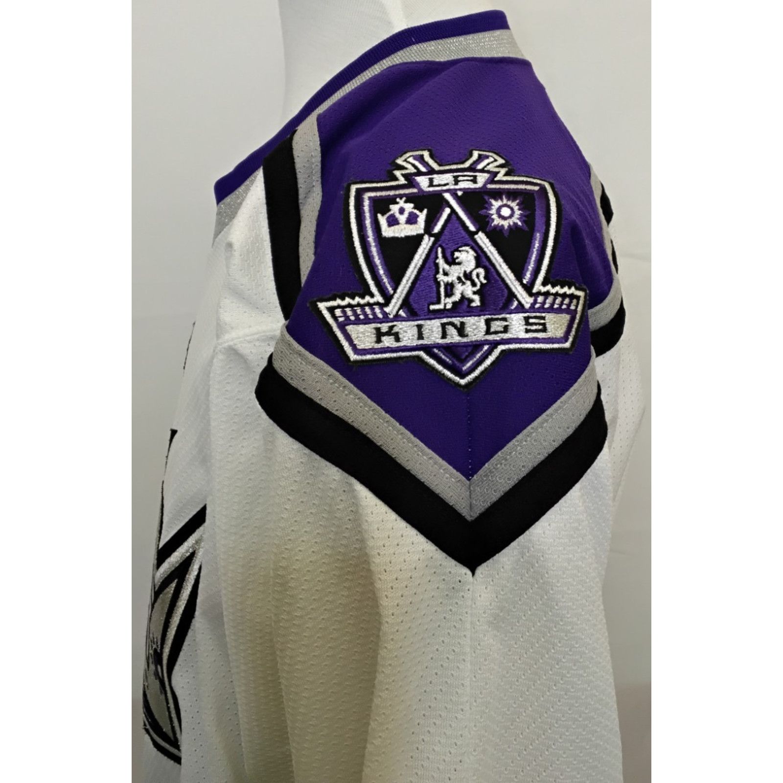 Ccm Los Angeles Kings CCM Jersey S M Purple Crown Patch VTG Rare Size US M / EU 48-50 / 2 - 7 Thumbnail