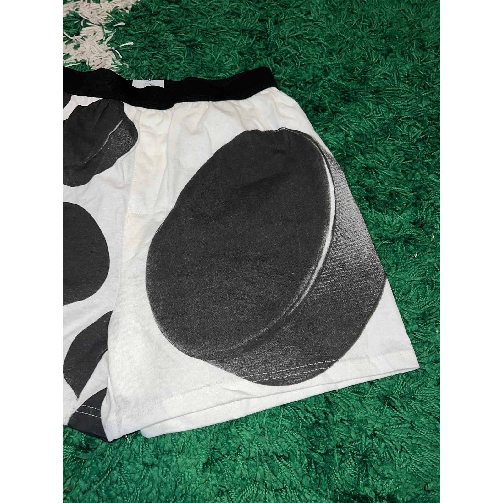 Vintage Vintage Boxercraft Hockey Pucks Puck White Boxers Large Size 34" / US 12 / IT 48 - 2 Thumbnail