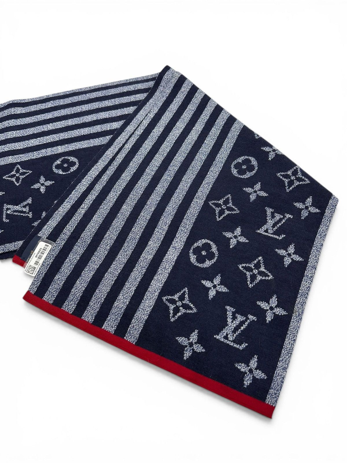 Louis Vuitton Louis Vuitton M76025 Scarf Monogram Stripe Blue Marine Size ONE SIZE - 4 Thumbnail