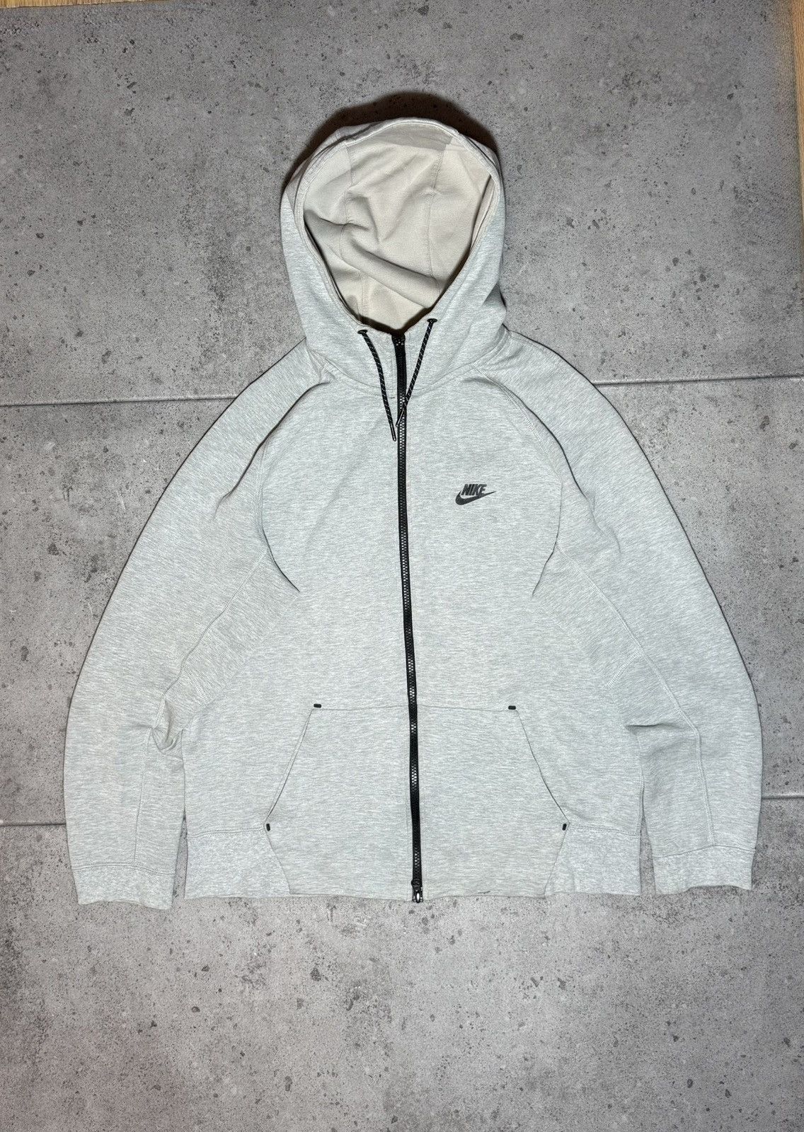 Nike Nike Tech Fleece Grey Black Swoosh Hoodie XL Hype Streetwear Size US L / EU 52-54 / 3 - 1 Thumbnail