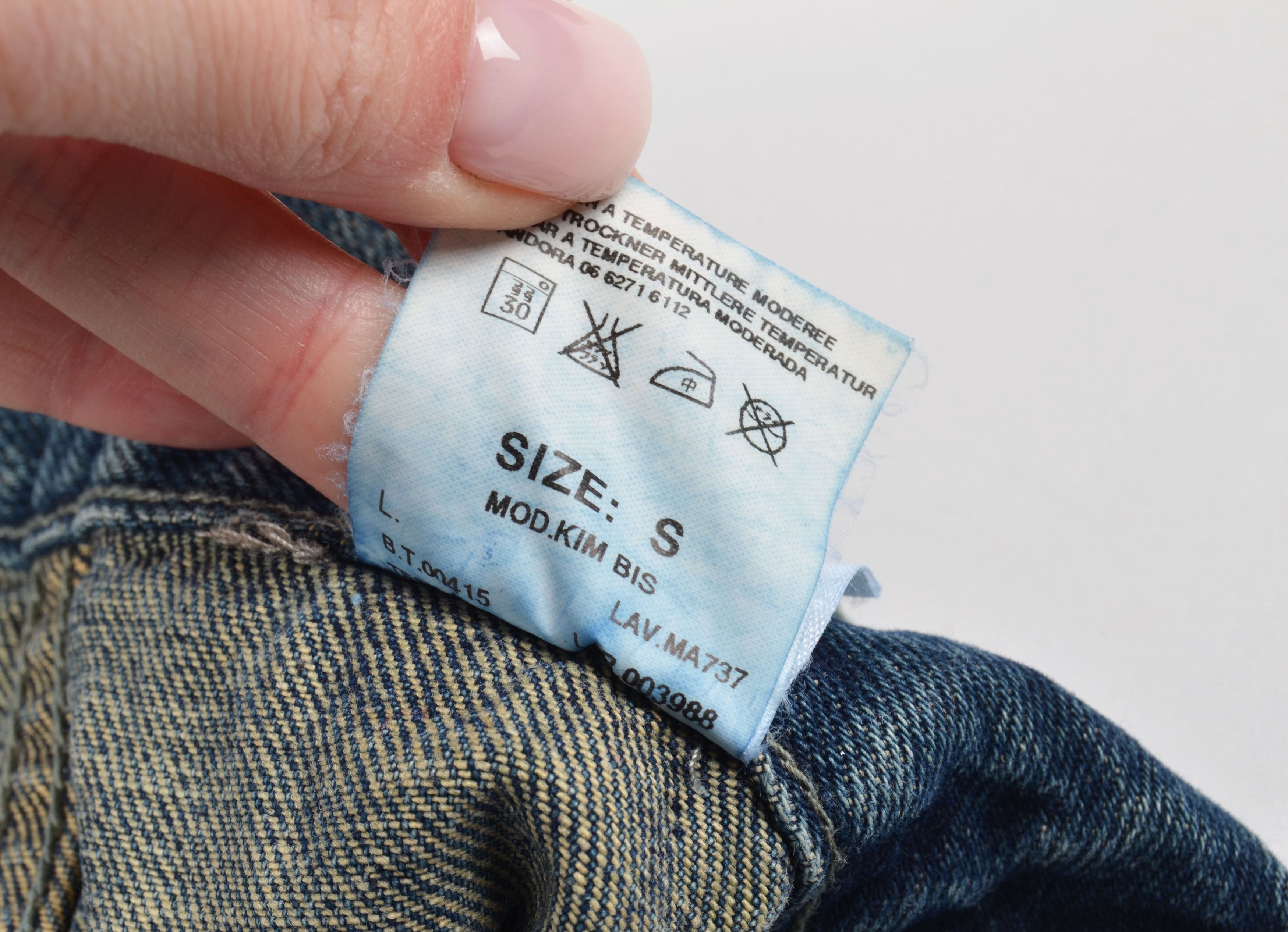 Diesel Vintage Diesel Y2K Grunge Punk Raw Neck Faded Denim Vest Size S / US 4 / IT 40 - 10 Thumbnail