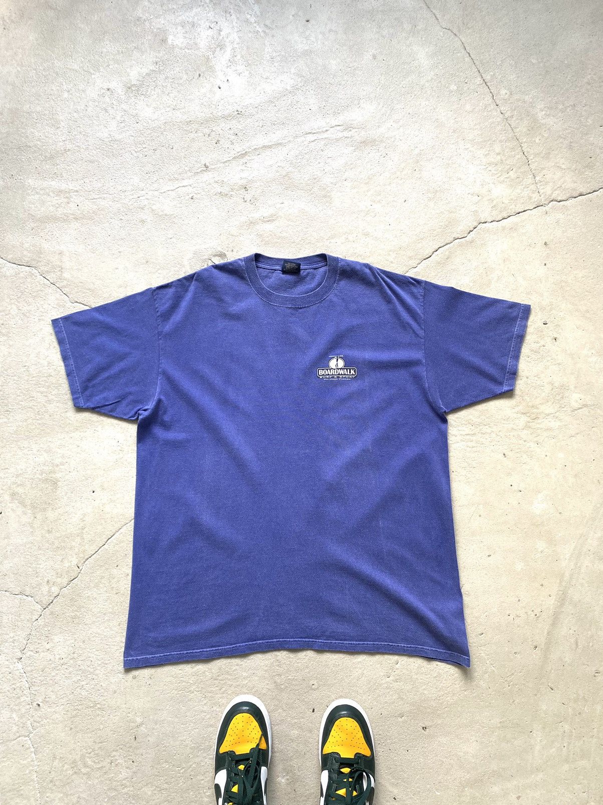Vintage Vintage 2000’s Boardwalk Surf Style T Shirt Size US XL / EU 56 / 4 - 2 Thumbnail