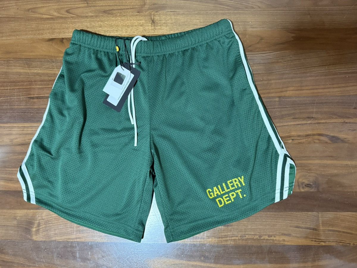 Gallery Dept. GALLERY DEPT. VENICE COURT SHORTS GREEN LOGO MESH Large Size US 34 / EU 50 - 1 Thumbnail