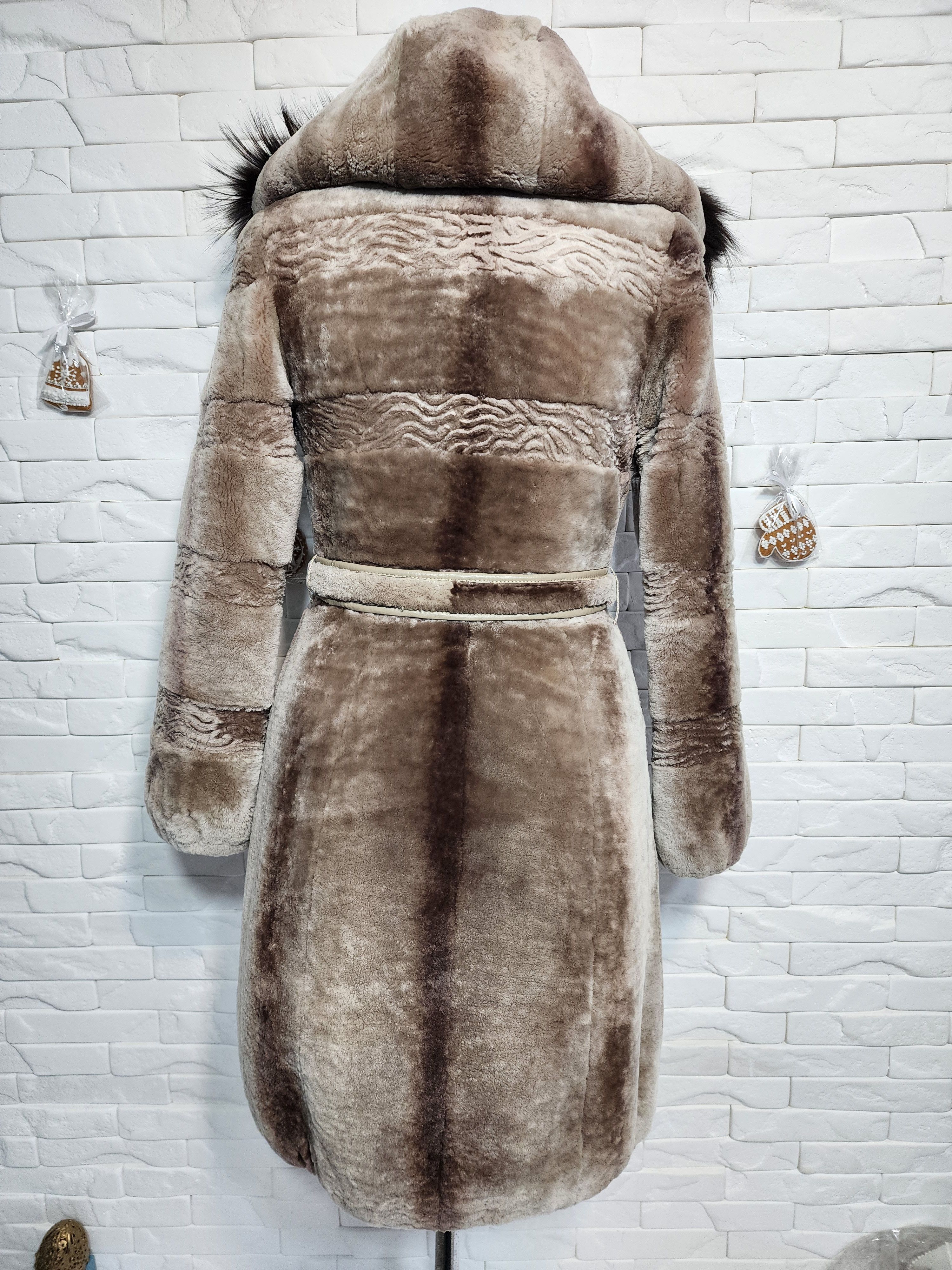 Furla Light Brown Sheepskin Coat: Women's Fur Belted Winter Coat Size S / US 4 / IT 40 - 4 Thumbnail
