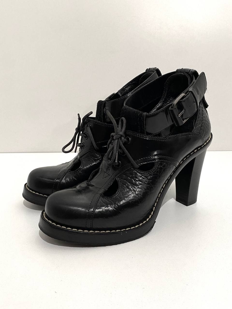 Balenciaga Balenciaga Black Leather Cut Out Lace Up Heels Boots Vintage Size US 6 / IT 36 - 2 Thumbnail