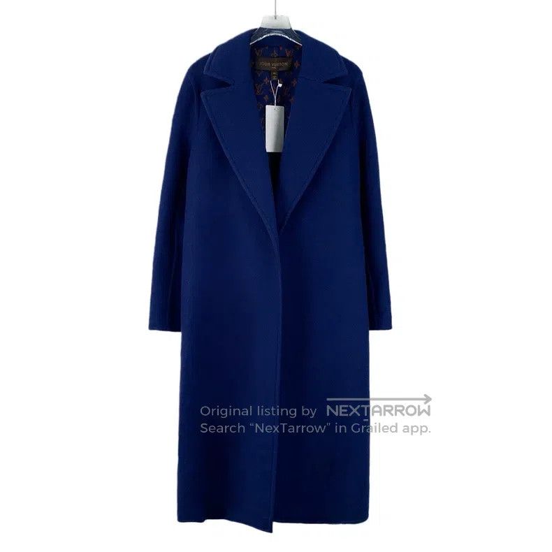 Louis Vuitton Louis Vuitton Dark blue inside presbyopic full print wool Size M / US 6-8 / IT 42-44 - 1 Thumbnail